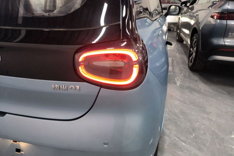 东风纳米 纳米01 2024款 焕新版 330 Plus智+车身外观6006