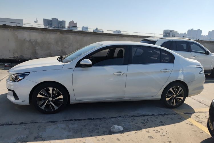 标致408 2019款 230THP 自动豪华版 国VI车身外观4