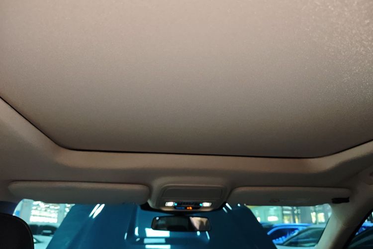 福特 探险者 2020款 EcoBoost 285 四驱风尚版 7座中控内饰22