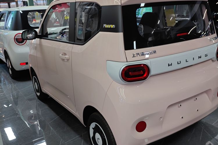 五菱汽车 宏光MINIEV 2024款 第三代 215km 青春版车身外观6003