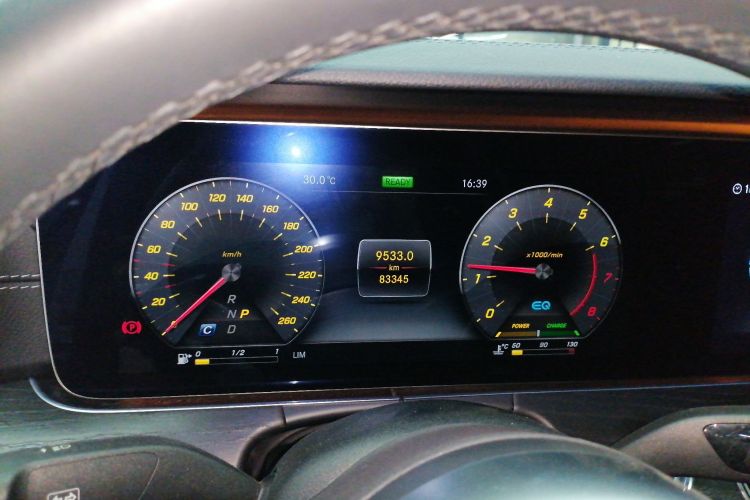 奔驰E级 2020款 改款 E 260 L 运动型局部细节14