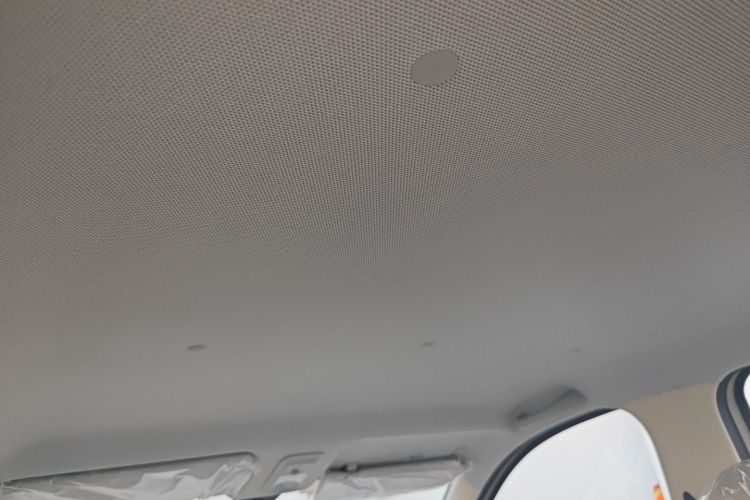 五菱汽车 宏光MINIEV 2025款 四门版 进阶款中控内饰22