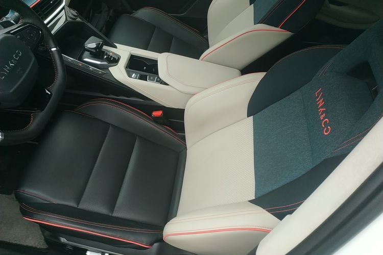 领克06 2020款 1.5T 耀Halo局部细节19