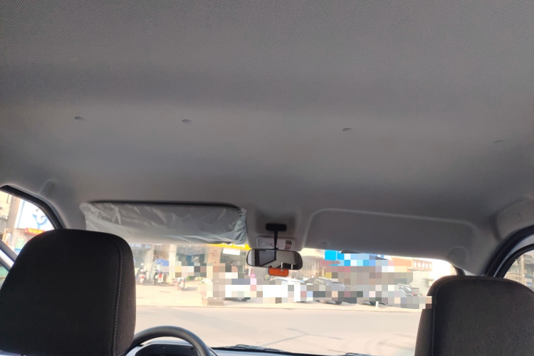 五菱汽车 五菱扬光 2025款 400km 客车版舒适型中控内饰22