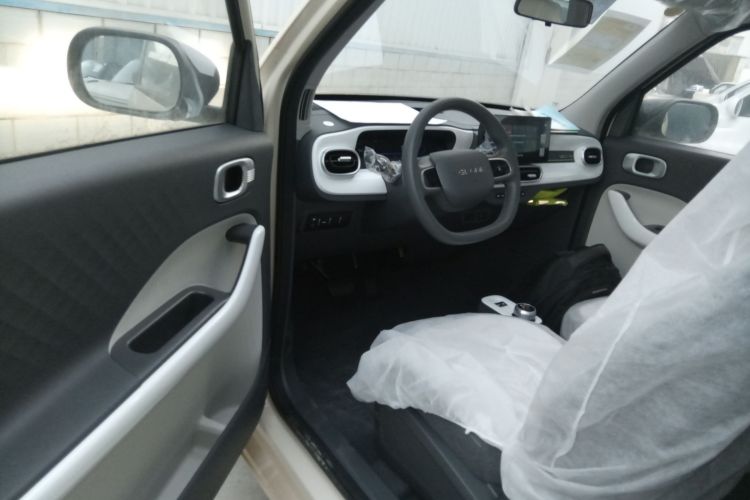 吉利银河 熊猫 2025款 210km 元气熊中控内饰20