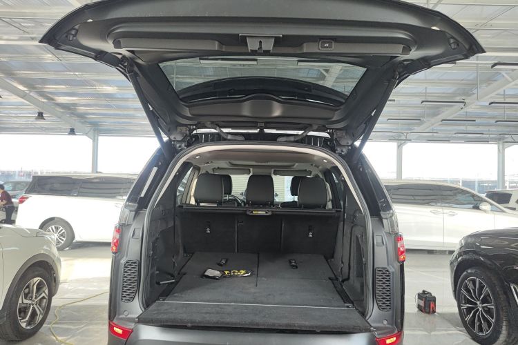 路虎 发现 2017款 3.0 SC V6 HSE局部细节23