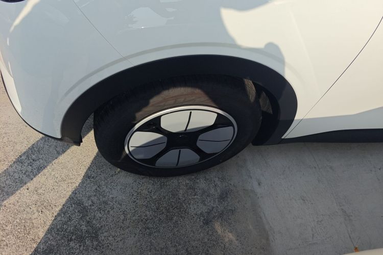 吉利银河 星愿 2025款 310km 青春版车身外观6007