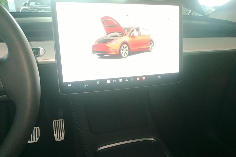 特斯拉 Model Y 2022款 后轮驱动版中控内饰16