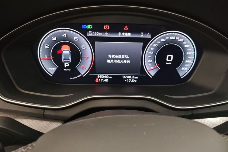 奥迪Q5L Sportback 2022款 改款 45 TFSI 豪华型中控内饰14