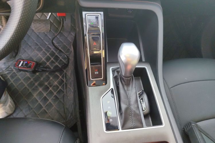 荣威i5 2026款 1.5L CVT豪华版中控内饰18