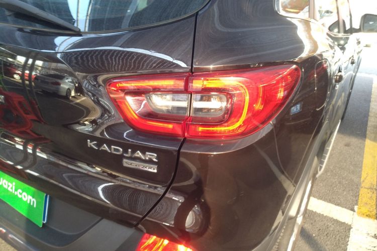 雷诺 科雷嘉 2016款 2.0L 两驱豪华版车身外观9