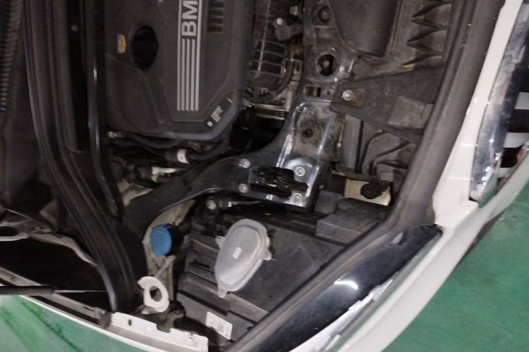 宝马X1 2020款 sDrive20Li 尊享型局部细节9006