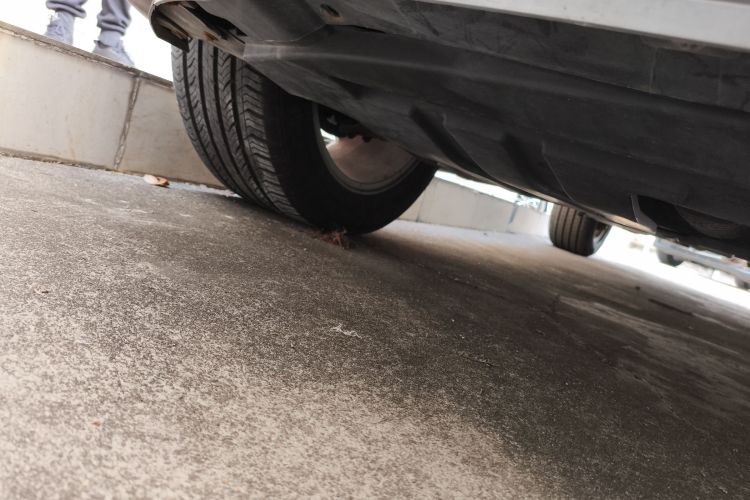 陆风X7 2015款 2.0T 全景尊贵版局部细节9001