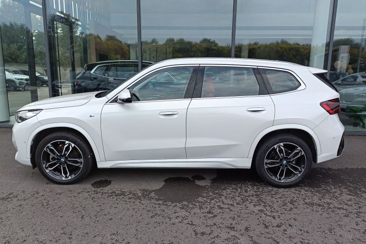 宝马X1 2024款 sDrive25Li M运动套装车身外观4