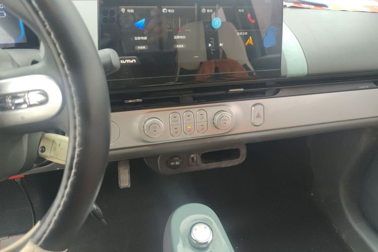 长安启源 长安Lumin 2022款 210km 香甜款中控内饰16