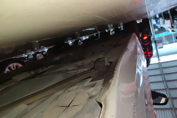 宝马1系 2021款 改款 125i M运动曜夜版局部细节9002