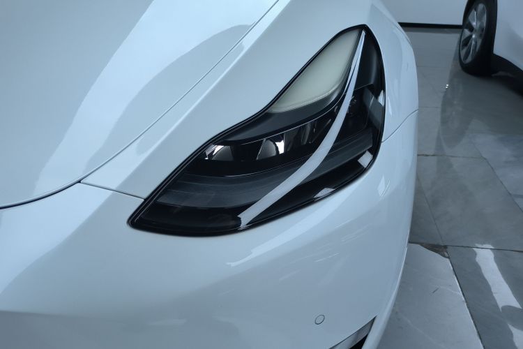 特斯拉 Model Y 2021款 长续航全轮驱动版局部细节36