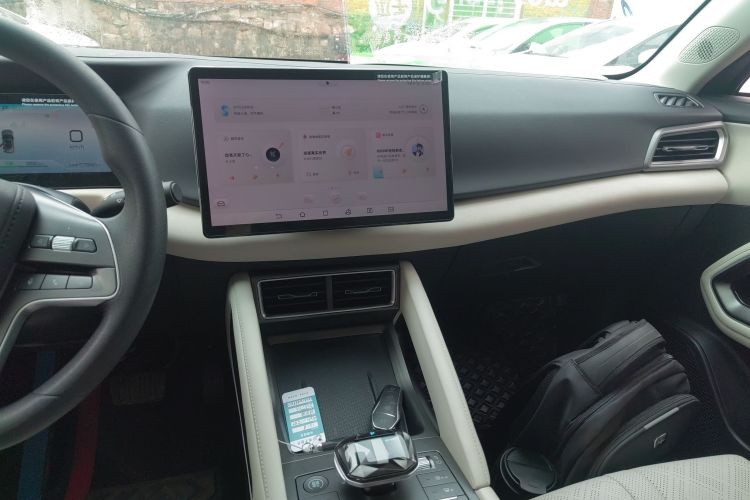 比亚迪 元UP 2024款 401KM 超越型中控内饰16