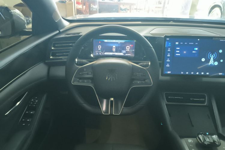 比亚迪 秦L 2024款 DM-i 120KM超越型中控内饰13
