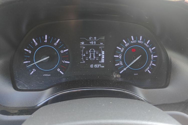 奇瑞 瑞虎3 2018款 经典版 1.6L 手动精英型中控内饰14