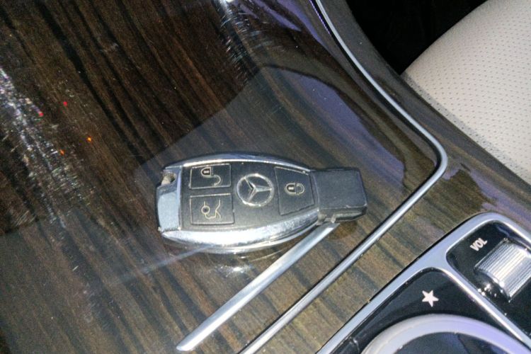 奔驰C级 2016款 C 200 L中控内饰11