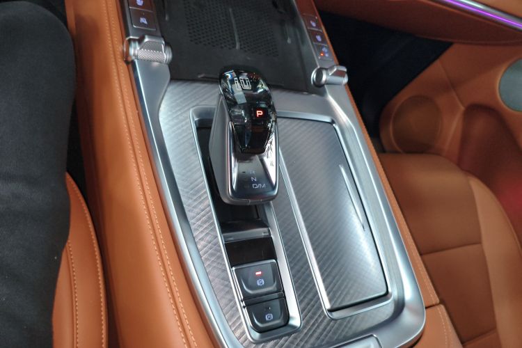 坦克700新能源 2024款 Hi4-T 极境版中控内饰18