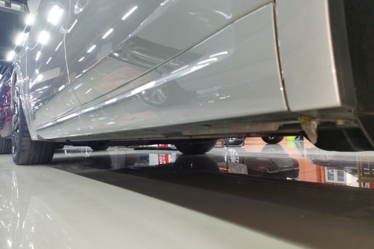 理想汽车 理想L9 2022款 Max局部细节9002