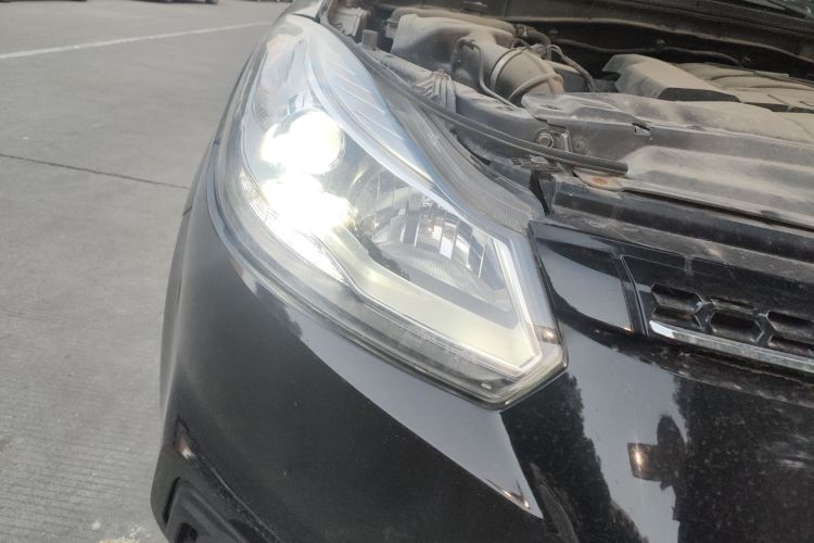 江铃 驭胜S350 2016款 2.0T 自动两驱汽油豪华天窗版7座车身外观6006