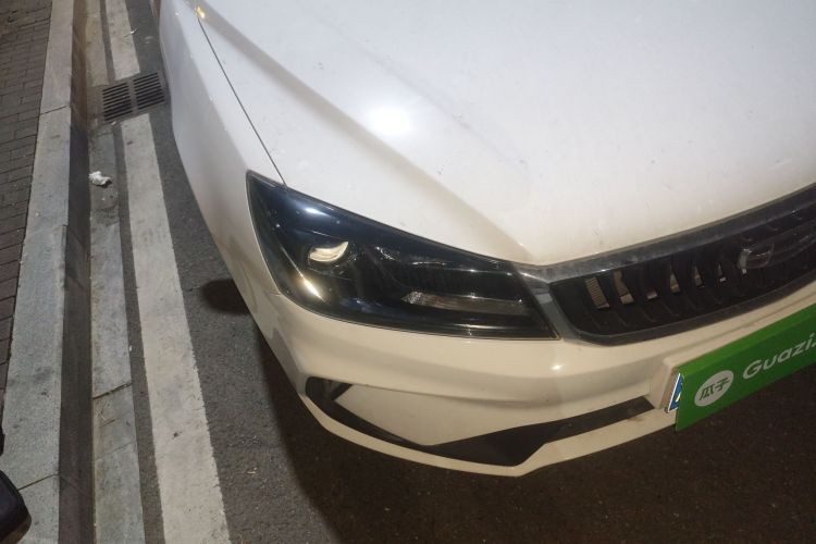 吉利汽车 帝豪 2021款 UP 1.5L CVT豪华型车身外观8