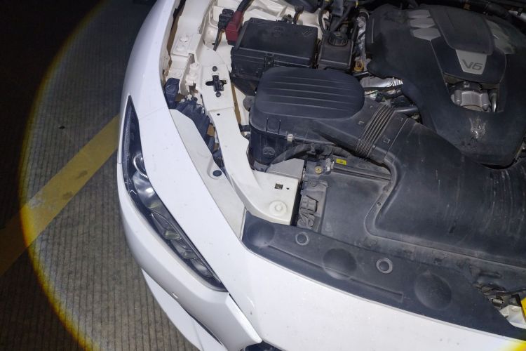 玛莎拉蒂 Ghibli 2014款 3.0T 标准版局部细节9006