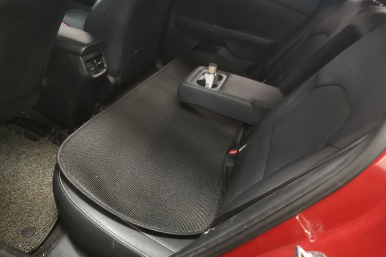 起亚K3 2019款 1.5L CVT智享互联版中控内饰7004