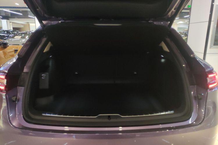 鸿蒙智行 问界M5 2025款 增程   Ultra 四驱版机舱底盘23