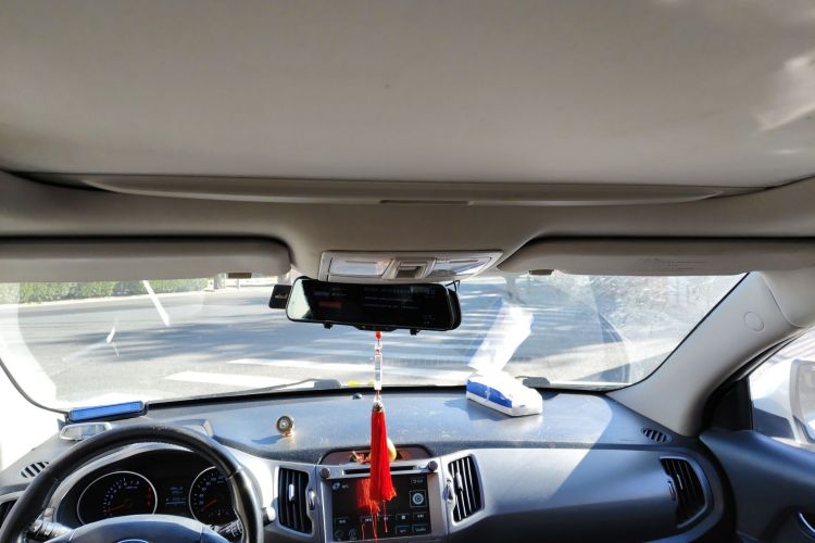 起亚 智跑 2015款 2.0L 自动两驱版DLX局部细节22