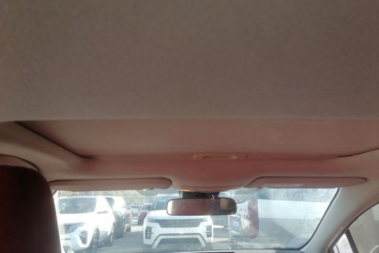 丰田 卡罗拉 2019款 1.2T S-CVT GL-i精英版局部细节22