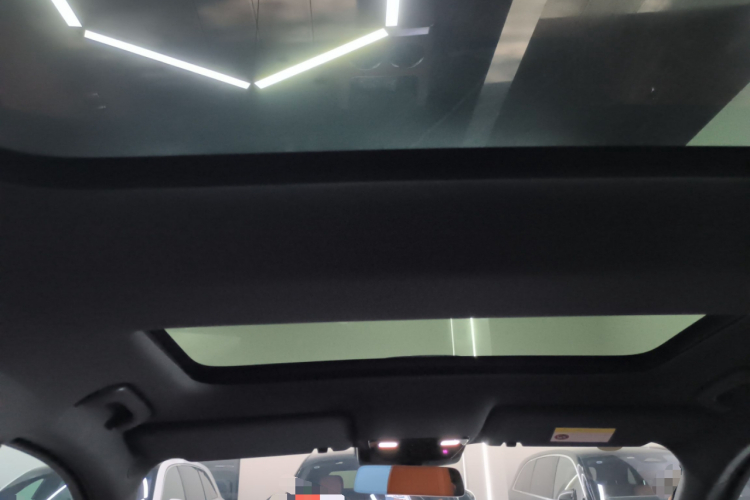 理想汽车 理想L8 2024款 Max中控内饰22