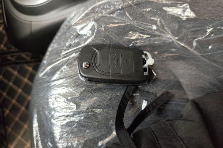 五菱汽车 五菱缤果 2024款 203km 轻享款中控内饰11