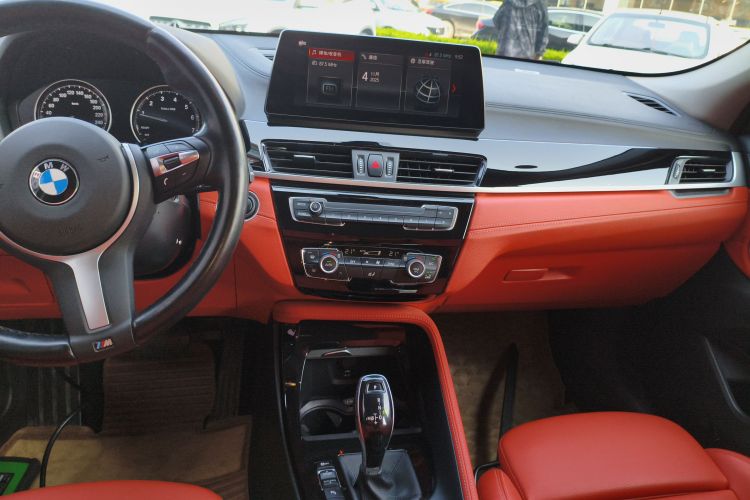 宝马X2 2022款 sDrive25i M运动套装局部细节16