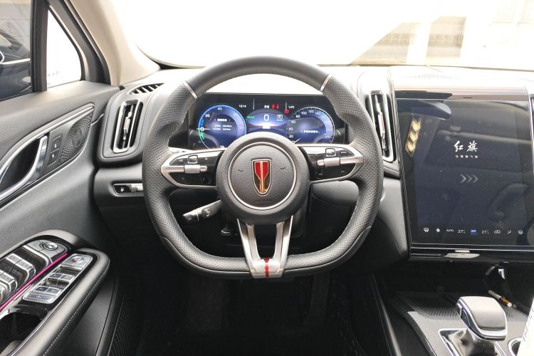 红旗HS3 PHEV 2024款 PHEV 115km 劲为版中控内饰13