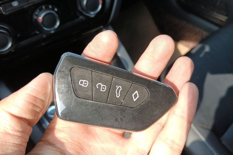 大众 速腾 2017款 1.6L 自动舒适型中控内饰11