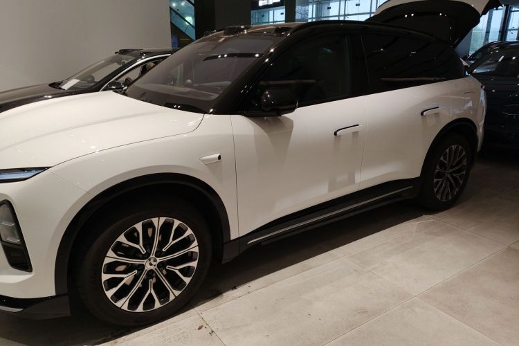 蔚来ES6 2025款 75kWh车身外观6003