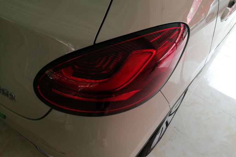 五菱汽车 五菱缤果 2023款 203km 舒享款车身外观6006