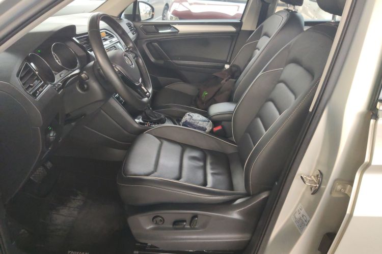 大众 途观L 2017款 330TSI 自动两驱旗舰版局部细节19