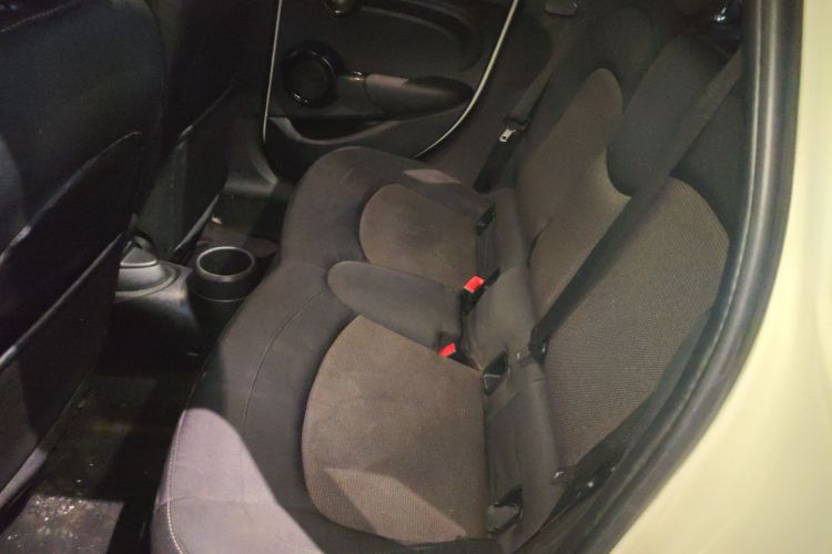 MINI 2015款 1.2T ONE 五门版中控内饰7004