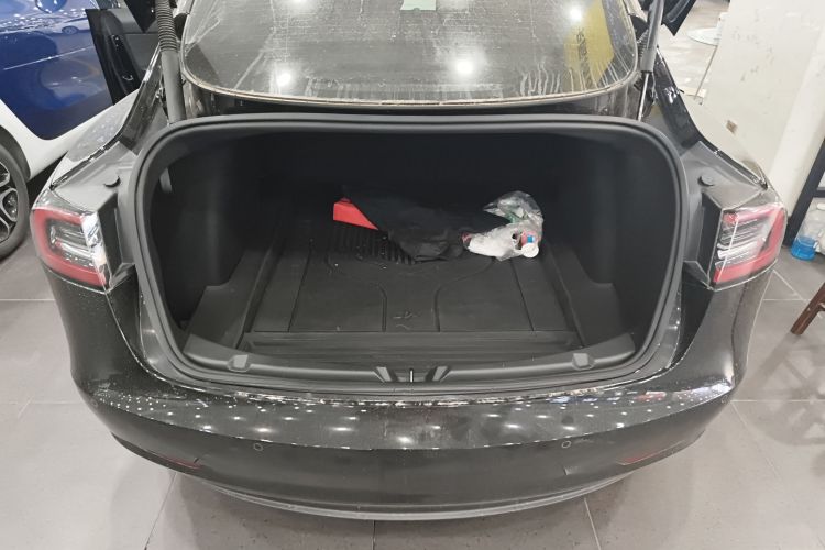 特斯拉 Model 3 2022款 后轮驱动版局部细节23