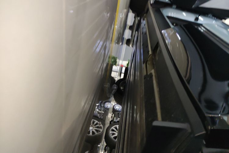 凯迪拉克 IQ锐歌 2022款 后驱长续航豪华版机舱底盘30