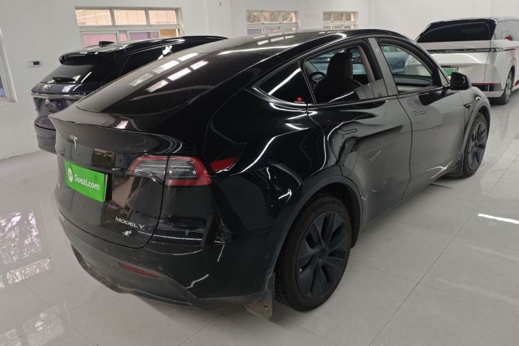 特斯拉 Model Y 2023款 长续航全轮驱动版车身外观6005