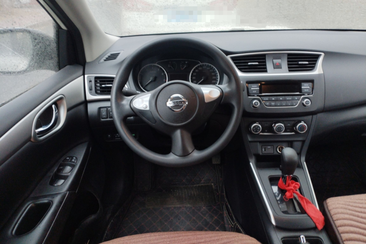 日产 轩逸 2022款 经典 1.6XE CVT舒适版中控内饰13