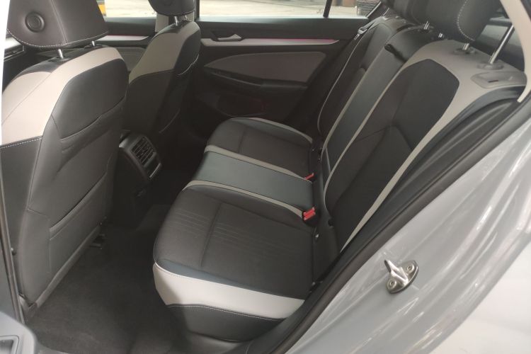 大众 高尔夫 2023款 改款 280TSI DSG Pro中控内饰21