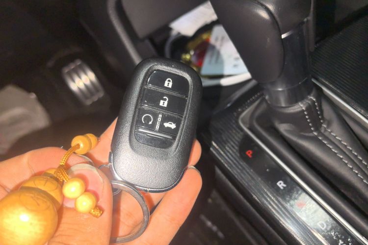 本田 思域 2022款 240TURBO CVT燃动版中控内饰11