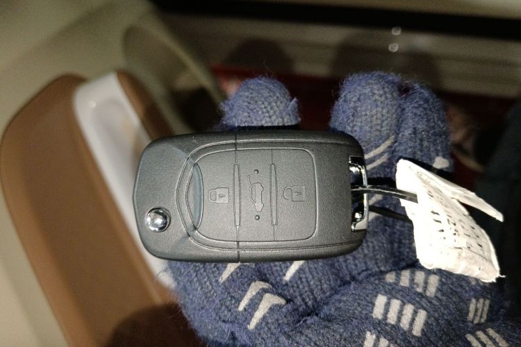 五菱汽车 宏光MINIEV 2024款 第三代 215km 青春版中控内饰11